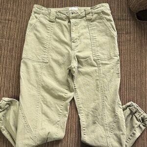 KanCan Olive Ankle Cropped Pants